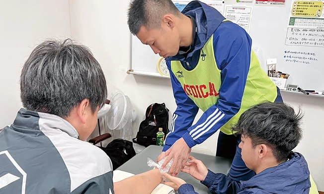 スポーツ現場での実習の様子