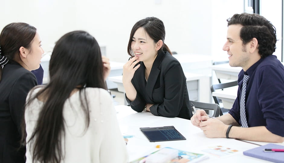 少人数制英会話の様子
