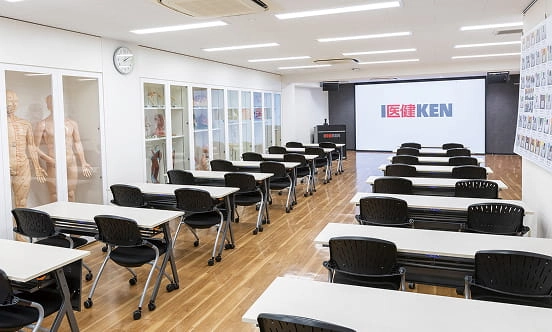 基礎医学実習室の画像