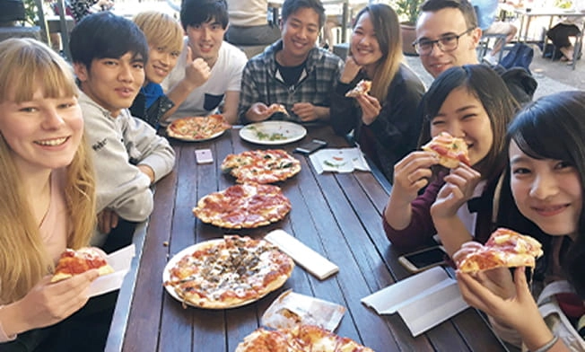 英語を話す機会がたくさん