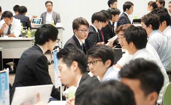 学内合同企業説明会